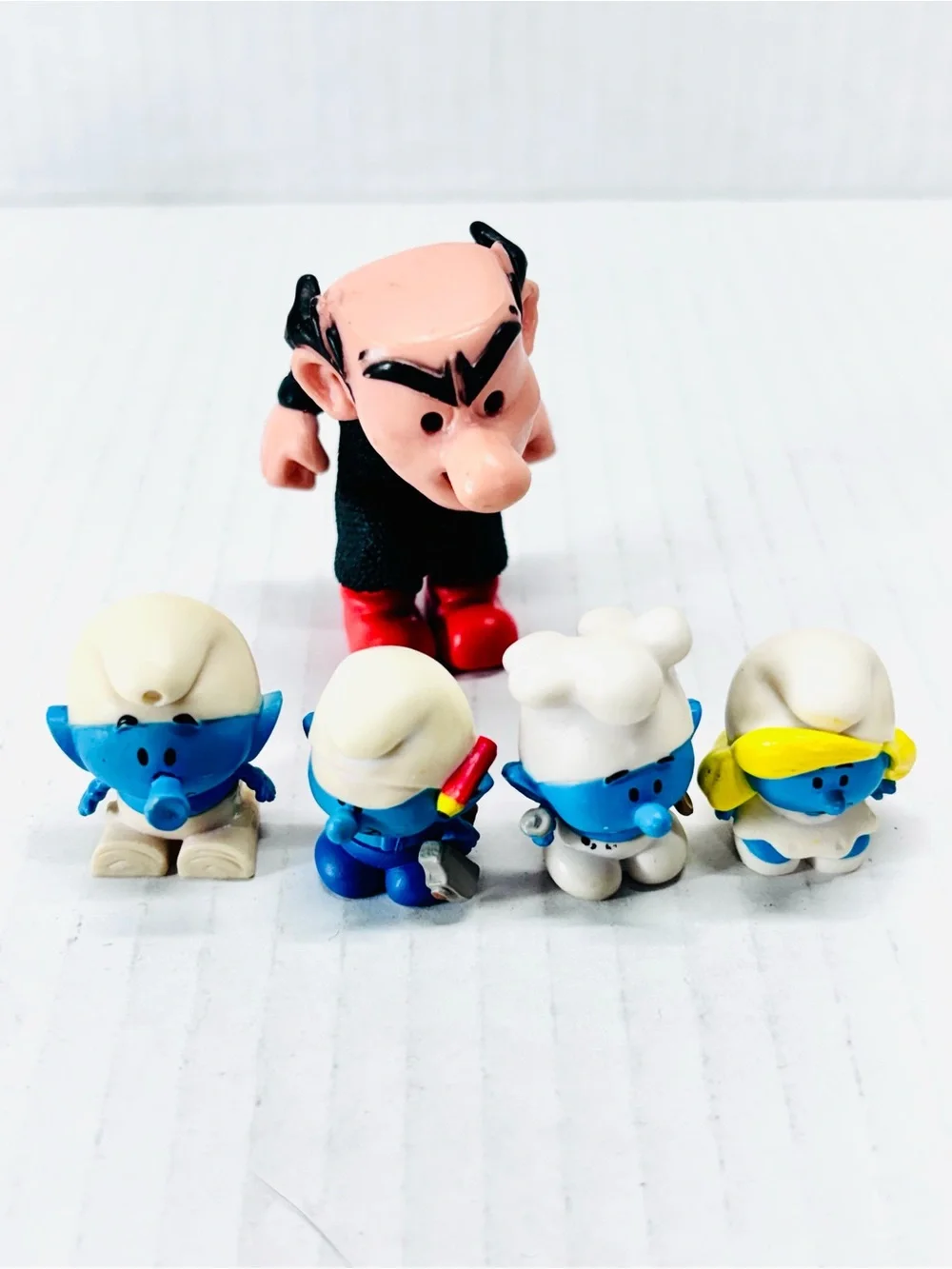 Micro Village Smurfs Gargamel Castle, Windmill & Beach Playset, With 6 Figures